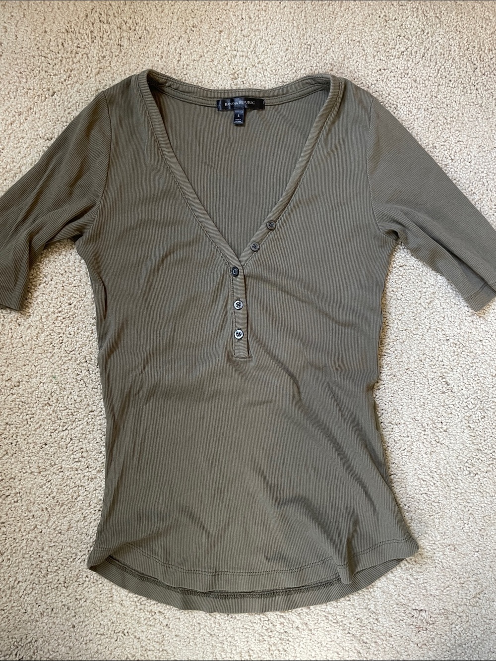 Banana Republic Olive Green Ribbed Henley Short Sleeve Top
